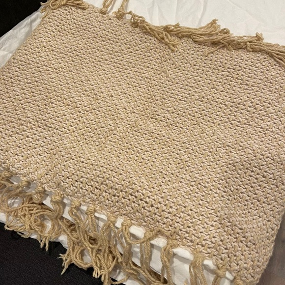 New Urban Outfitters Zahara Crochet Duvet Cover - Picture 5 of 5